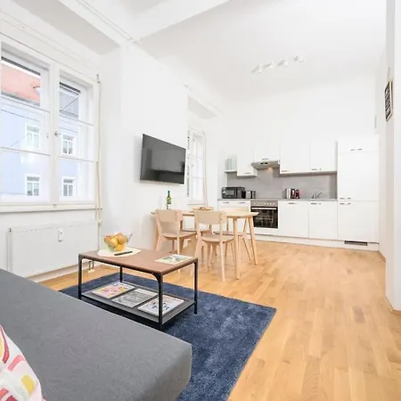Anna And Friends First Floor Appartement *