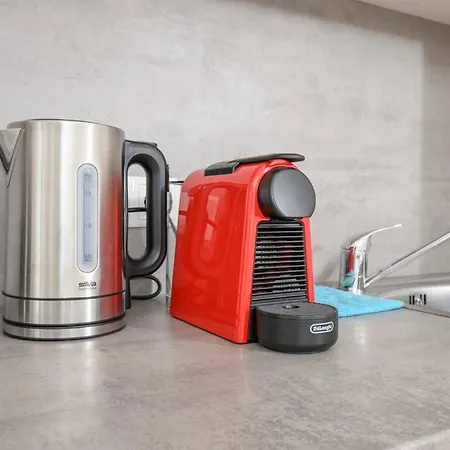 Διαμέρισμα Anna And Friends First Floor *