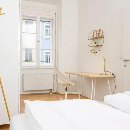 Anna And Friends First Floor *