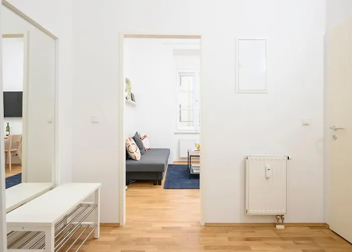 Διαμέρισμα Anna And Friends First Floor *