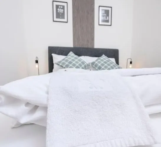 Anna And Friends First Floor * Γκρατς